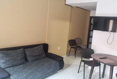 Apartament cu 2 camere decomandat în Galata