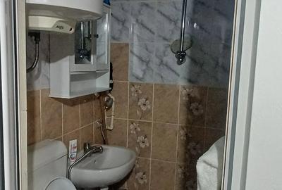 Garsonieră decomandată în Baicului
