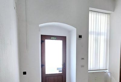 Apartament cu 2 camere în Ultracentral