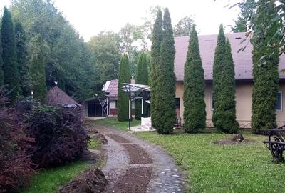 Casă cu 5 camere cu Canalizare în Câmpu Cetății