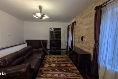Casă cu 3 camere în Orașul de Jos