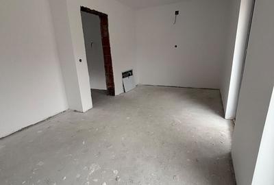 Casă cu 3 camere cu Teren 150 Mp în Trivale