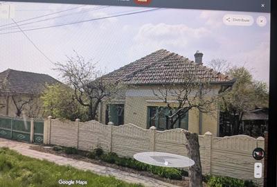 Casă cu 4 camere în Bârca