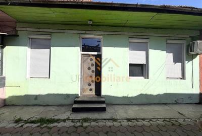 Apartament cu 2 camere decomandat în Ultracentral