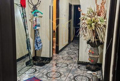 Apartament cu 3 camere decomandat, mobilat în Teiul Doamnei