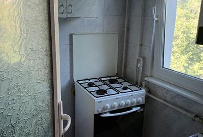 Garsonieră decomandată în Micro 38 - 3