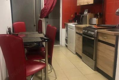 Apartament cu 3 camere decomandat în Spitalul Județean