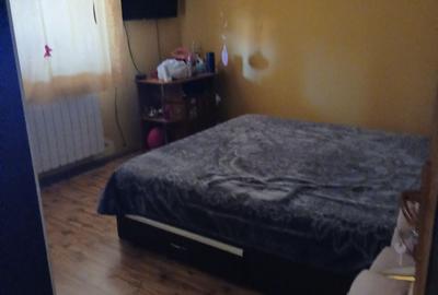 Casă cu 3 camere în Șendreni