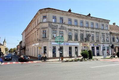 Spațiu comercial, de 1,863 mp, în Ultracentral