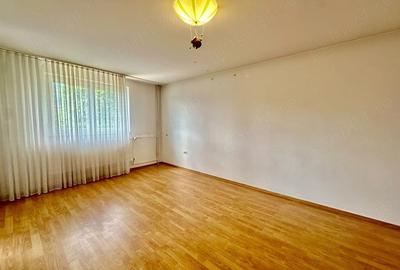 Casă cu Teren 800 Mp în Central