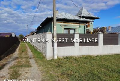 Casă cu 3 camere cu Teren 761 Mp în Rătești