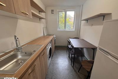 Apartament cu 2 camere decomandat în Obor