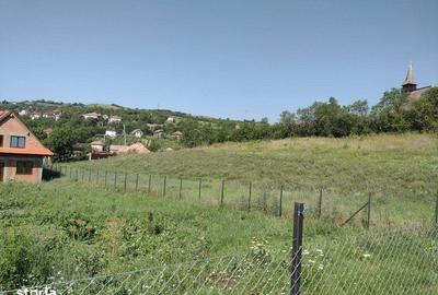 Teren de 2142 mp, în Central