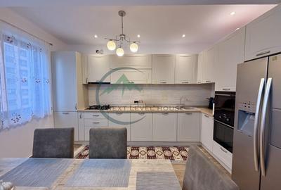 Apartament cu 3 camere decomandat, mobilat în Tractorul - 2