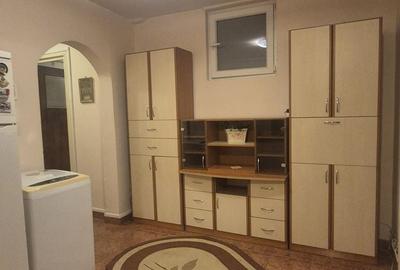 Apartament cu 2 camere decomandat în Militari