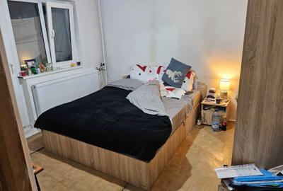 Apartament cu 3 camere decomandat în Apusului - 1