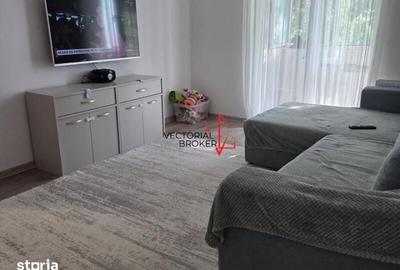 Apartament cu 3 camere semidecomandat în Titan - 1