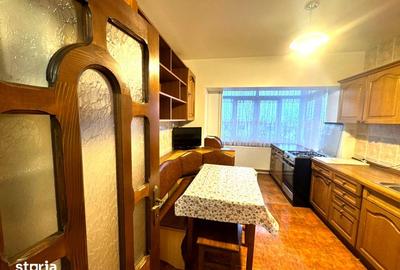 Apartament cu 3 camere în Obcini