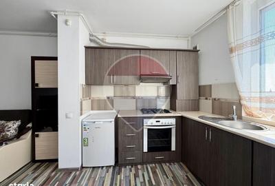 Apartament cu 2 camere în Intim