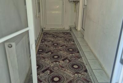 Casă cu 3 camere cu Teren 1132 Mp în Tomești