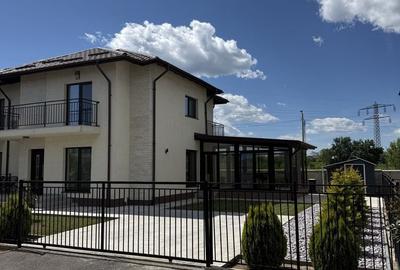 Casă cu 4 camere în Ulmi - 11