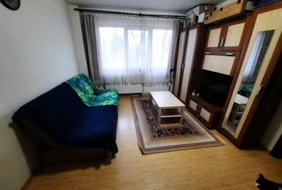 Apartament cu 2 camere semidecomandat, mobilat în Podul de Piatră - 2