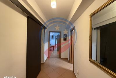 Apartament cu 3 camere în 1 Mai