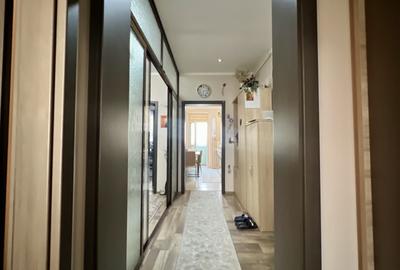 Apartament cu 3 camere decomandat, mobilat în Giroc - 10