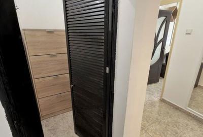 Apartament cu 2 camere decomandat, mobilat în Tei
