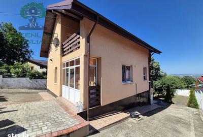 Casă cu 3 camere cu Teren 552 Mp în Bucium