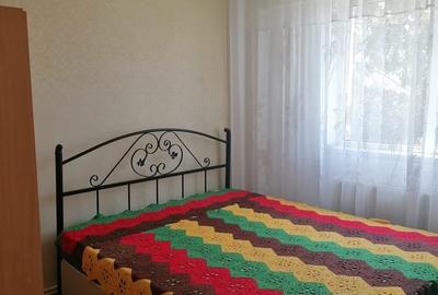 Apartament cu 2 camere decomandat în Titan