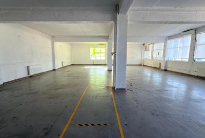 Spațiu industrial, de 900 mp, în Central - 4