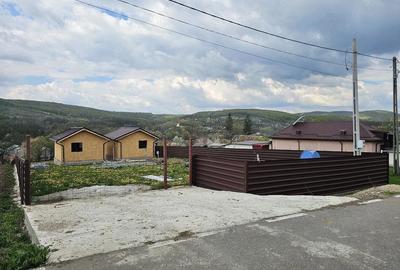 Casă cu Teren 1000 Mp în Gorgota - 3