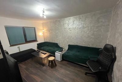 Apartament cu 2 camere decomandat în CET