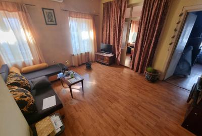 Apartament cu 3 camere semidecomandat în Ultracentral