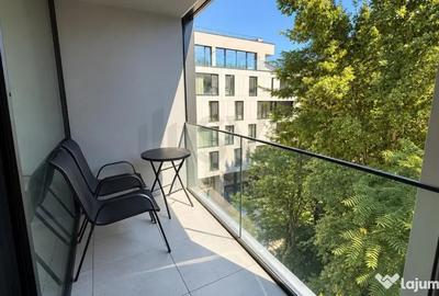 Garsonieră decomandată în Herăstrău