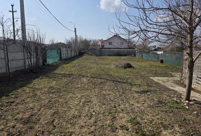 Teren de 865 mp, în Leșile