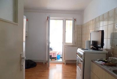 Apartament cu 2 camere semidecomandat în Obor - 3