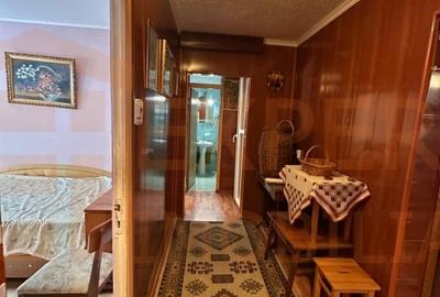 Apartament cu 4 camere decomandat în Poarta 6 - 14
