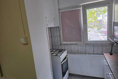 Apartament decomandat în Nufărul - 4
