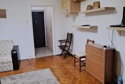 Garsonieră semidecomandată în Costin Georgian