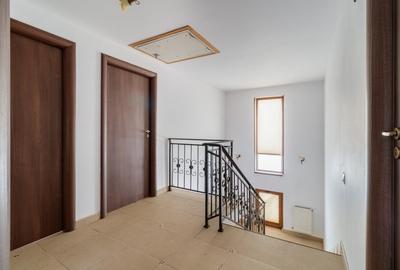 Casă individuală cu 4 camere cu Canalizare în Chiajna - 8