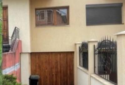 Casă cu 3 camere cu Teren 100 Mp în Sânmartin - 2