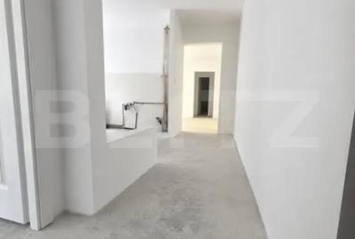 Apartament cu 3 camere semidecomandat în Central