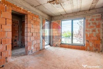Casă cu 5 camere cu Teren 264 Mp în Central