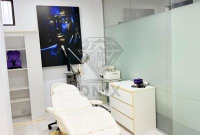 Spațiu comercial, de 153 mp, în Central - 7