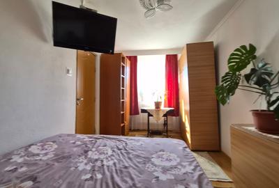 Apartament cu 2 camere semidecomandat în Km 5 - 10