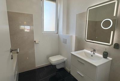 Casă cu Teren 270 Mp în Dumbrăvița - 1