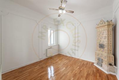 Casă individuală cu 4 camere cu Canalizare în Ultracentral - 7