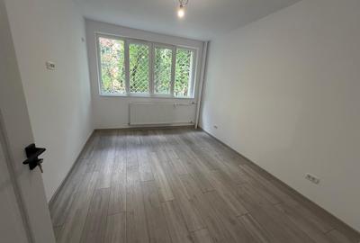 Apartament cu 2 camere decomandat în Fizicienilor - 3